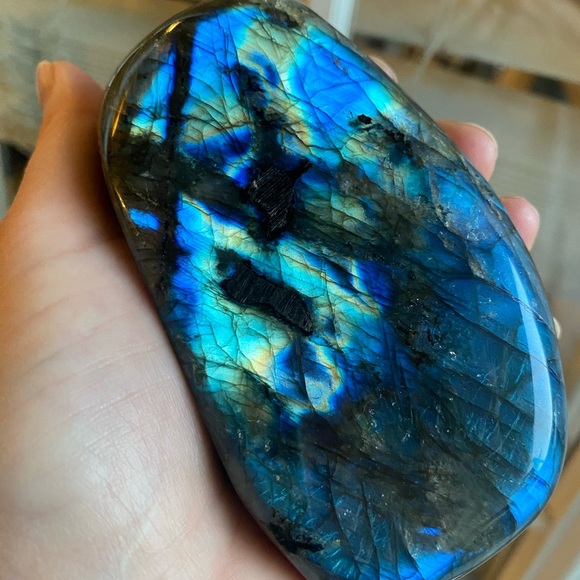 Blue Labradorite Freeform - Picture 7 of 7